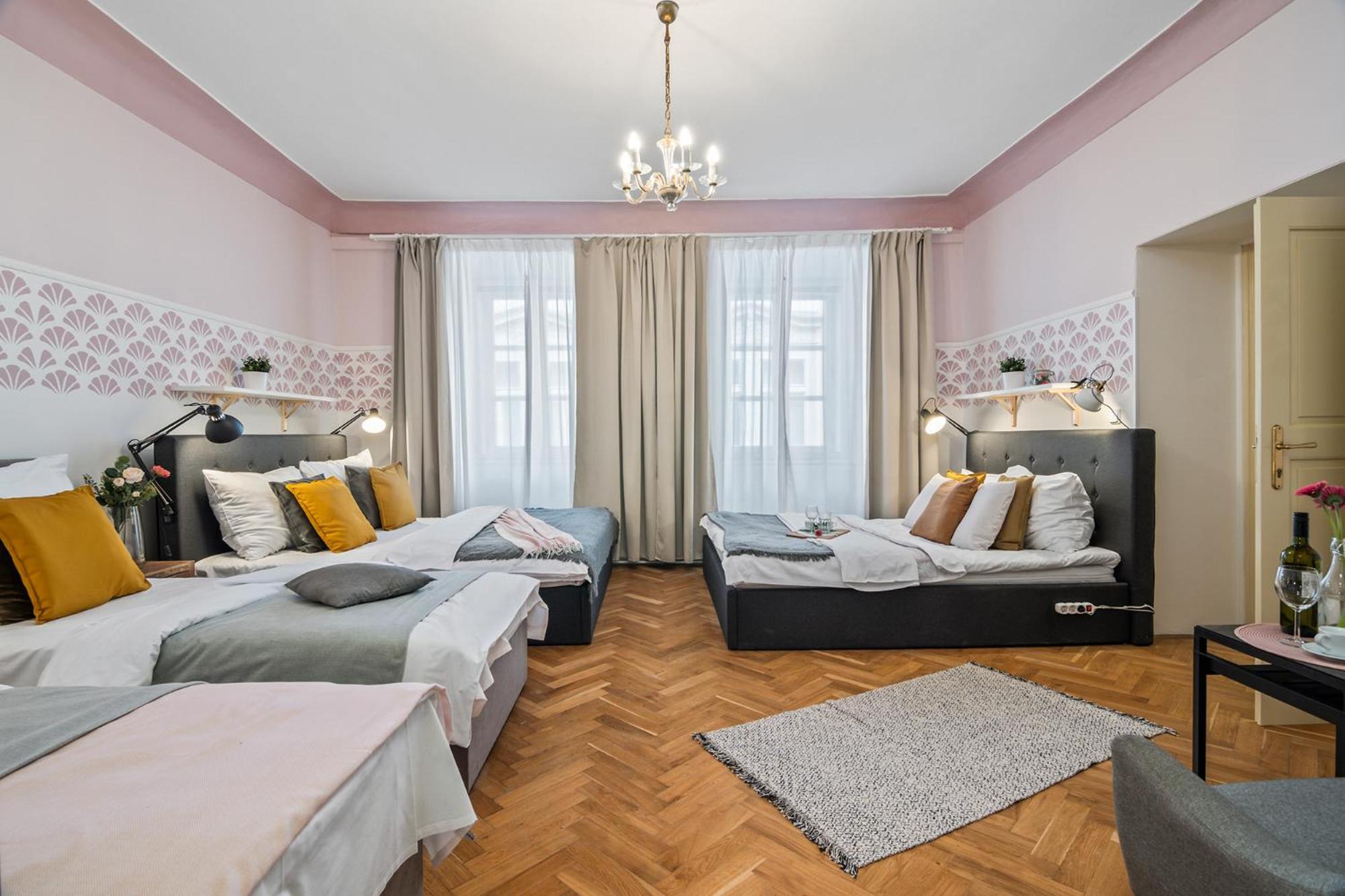 Charles Bridge Historical Apts By Michal&Friends 布拉格 外观 照片