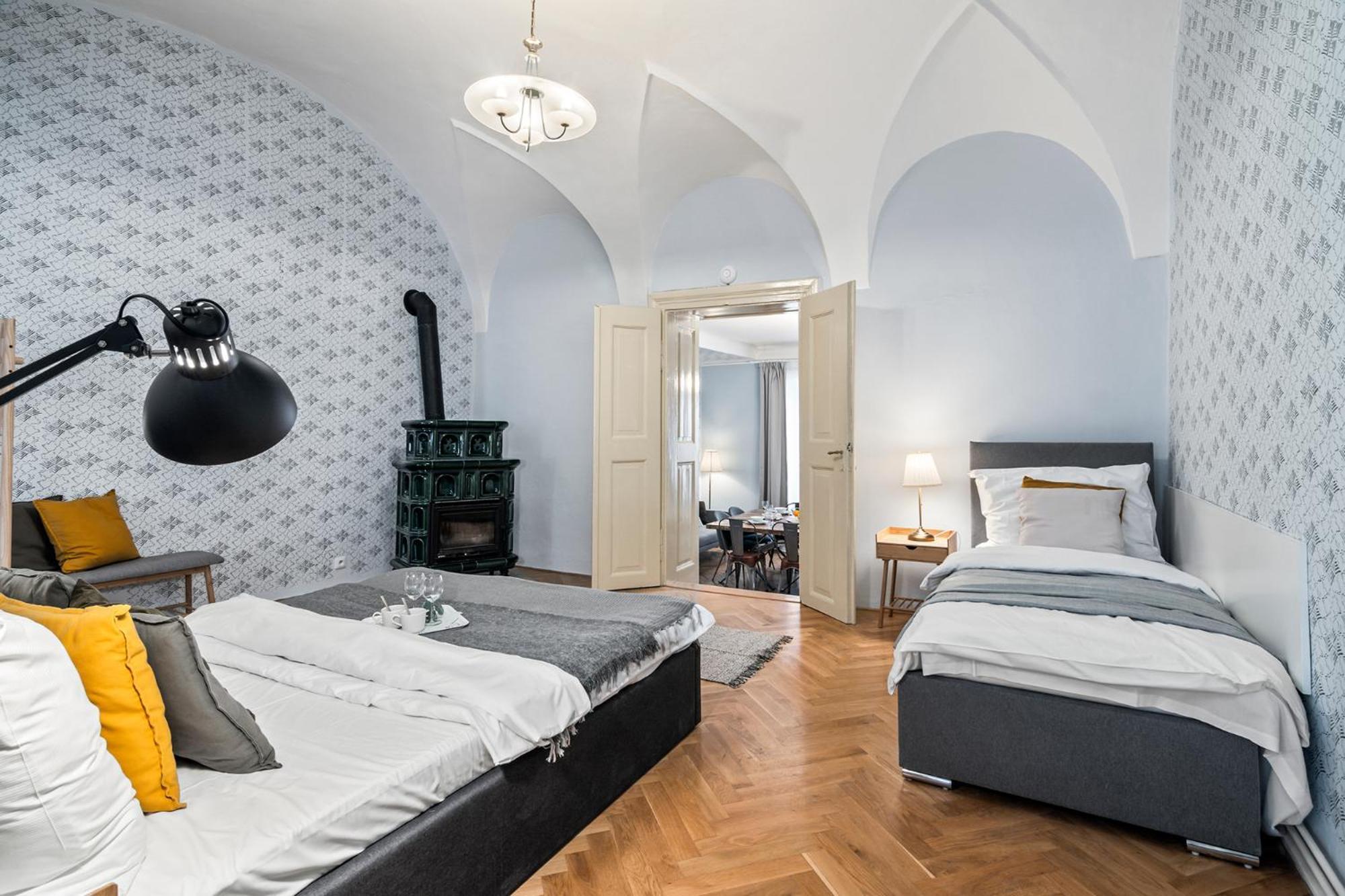 Charles Bridge Historical Apts By Michal&Friends 布拉格 外观 照片