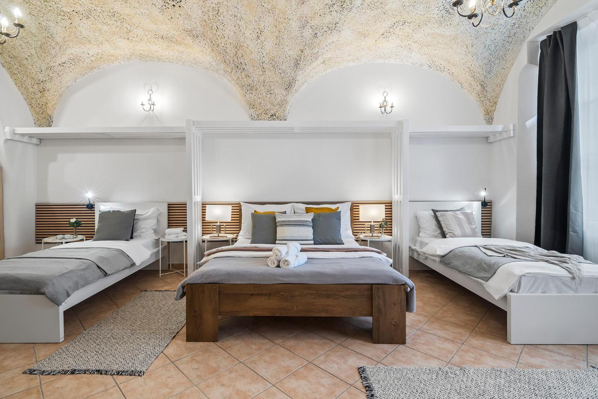 Charles Bridge Historical Apts By Michal&Friends 布拉格 外观 照片